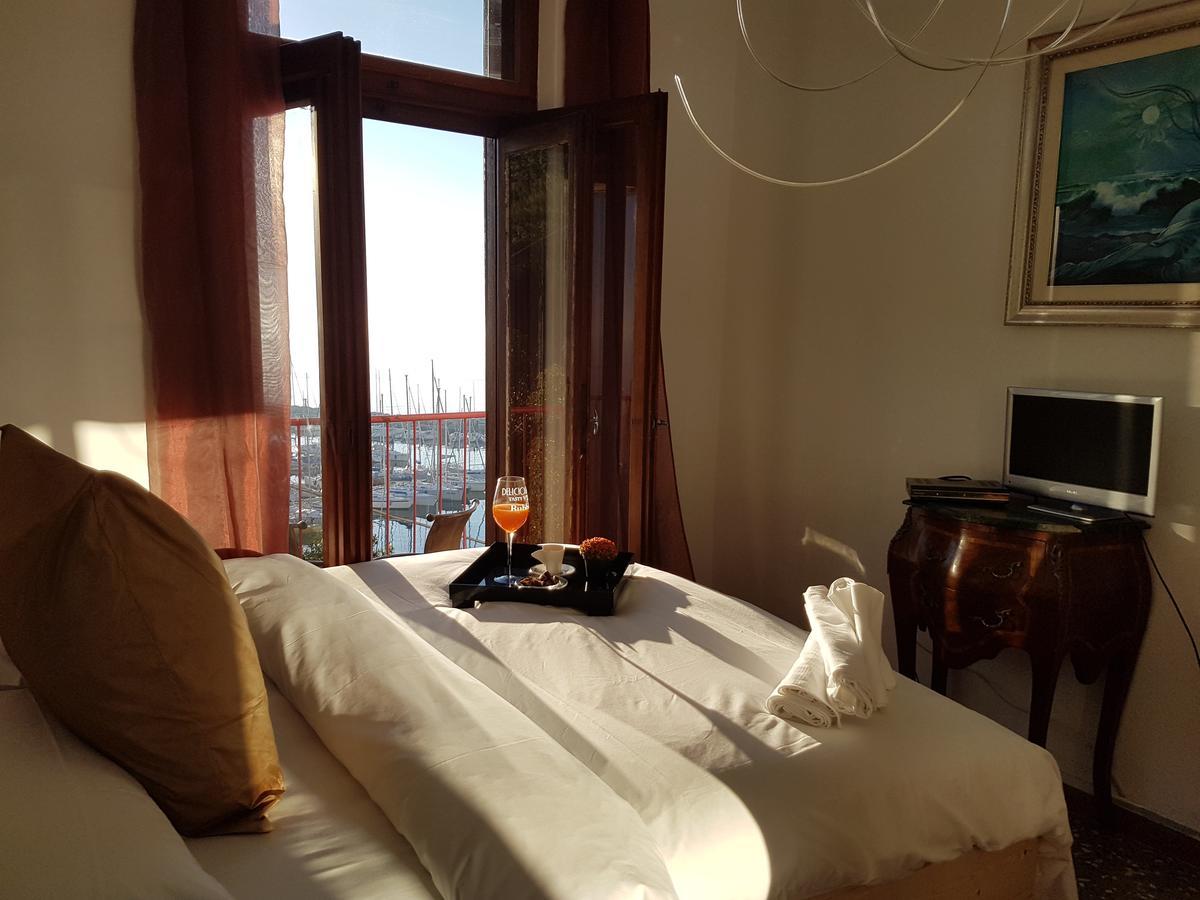 Hotel Mignon Trieste Exterior photo