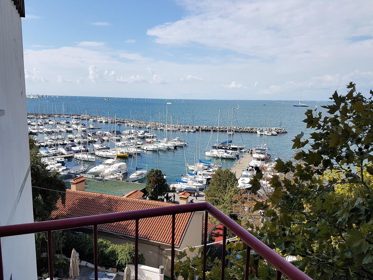 Hotel Mignon Trieste Exterior photo